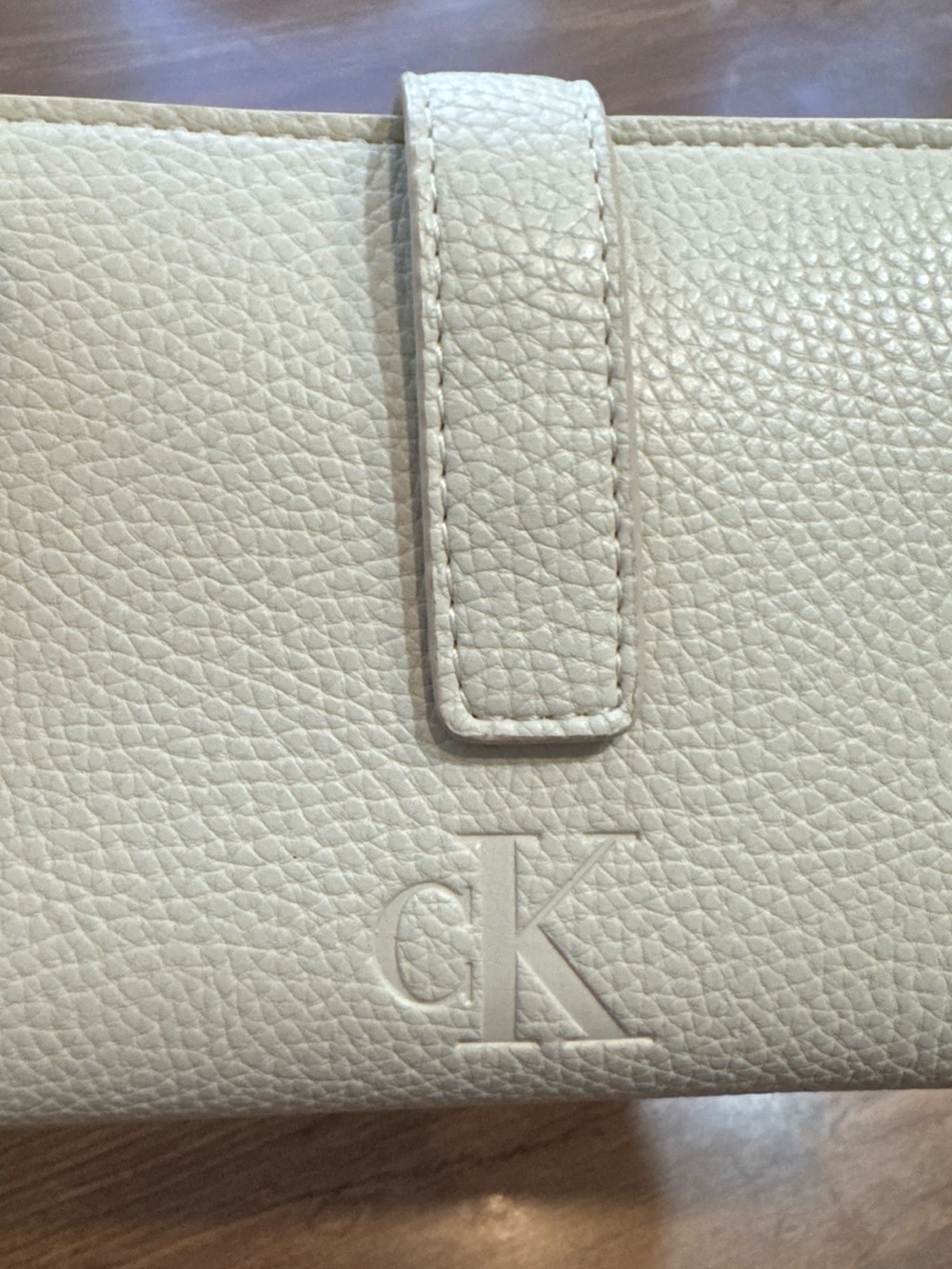 Calvin Klein Cream Textured Leather Wallet with Embossed CK